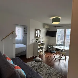 Le Marengo: Charmant, Rénové, Terrasse, Parking Privé Apartamento