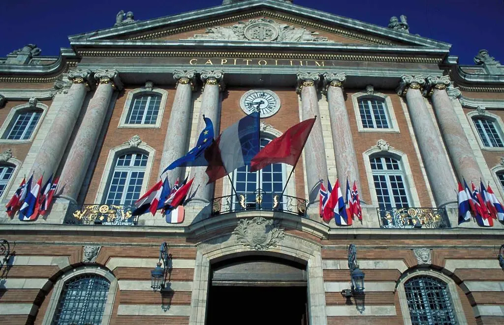 Mercure Toulouse Centre Saint-Georges 4*,